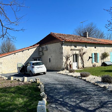 Chez Magitte Une Chambre A Louer Bardenac Екстериор снимка