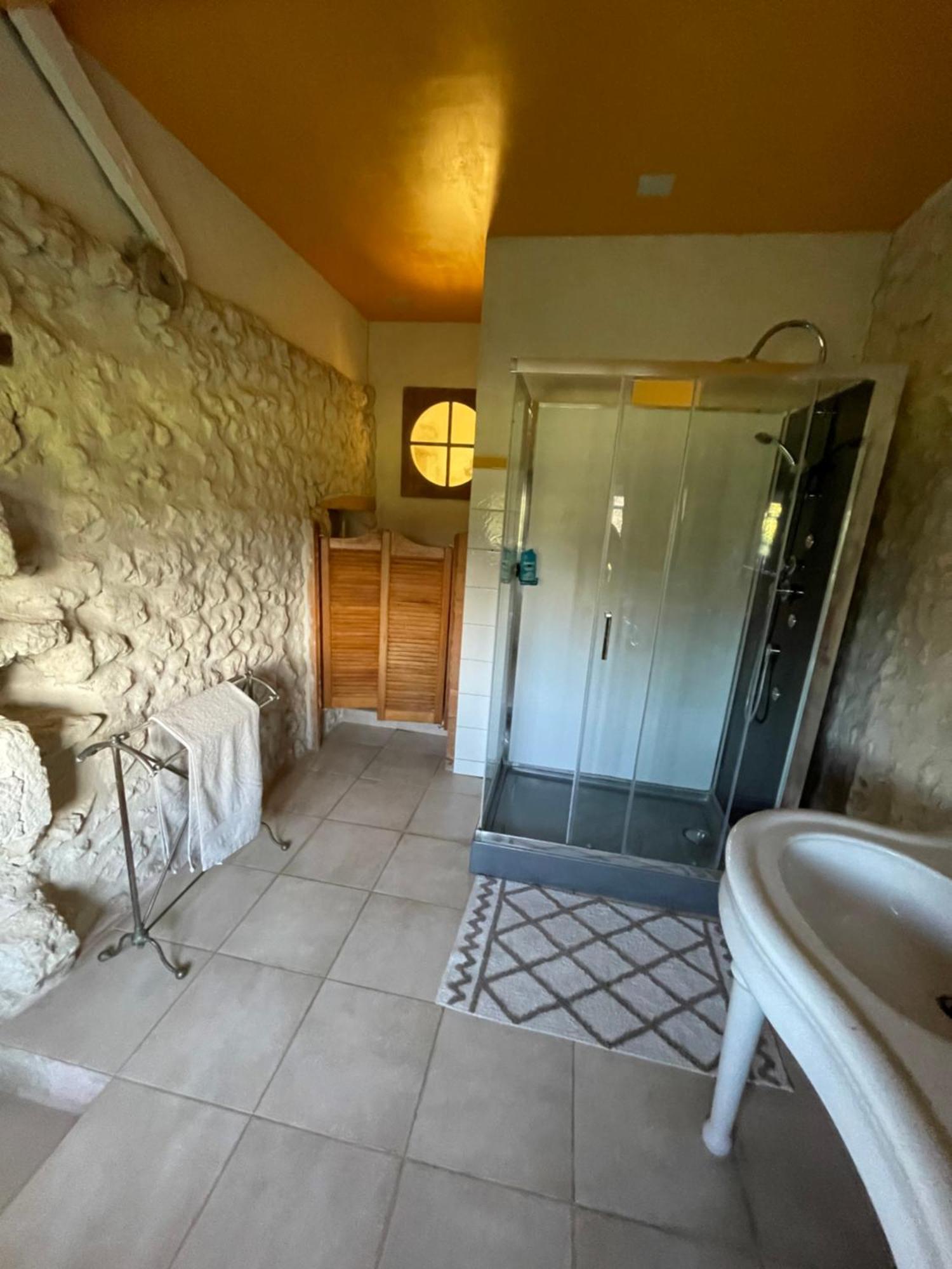 Chez Magitte Une Chambre A Louer Bardenac Екстериор снимка